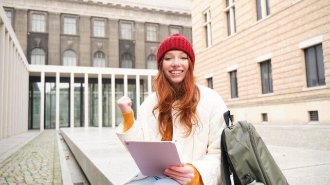 Przegląd najpopularniejszych stypendiów dla studentów w Polsce